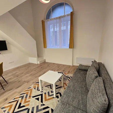 Rakoczi Retreat - In The Heart Of Apartment