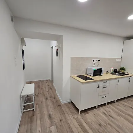 Rakoczi Retreat - In The Heart Of * Budapest