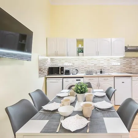 Apartment - New - Aircon - Comfy