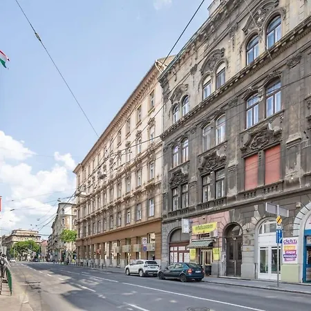 - New - Aircon - Comfy Apartment *