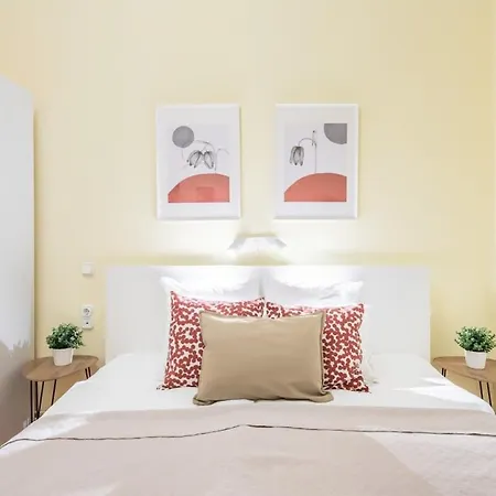 Apartment - New - Aircon - Comfy