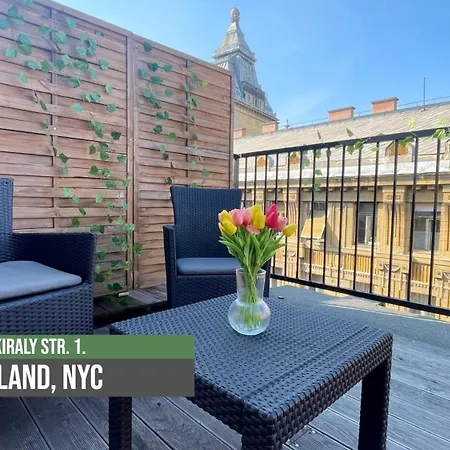 Little Americas New York Little Americas New York Rooftop Terrace *