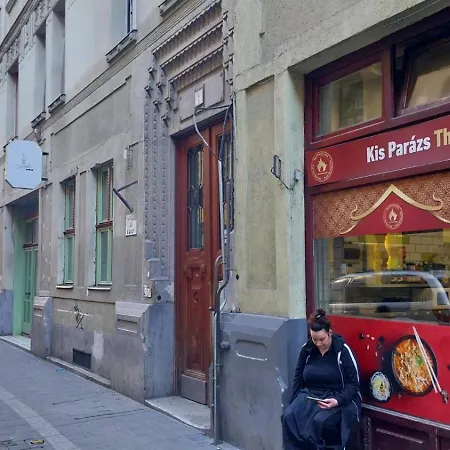 Leda Next To Szimpla Kert Apartment Budapest
