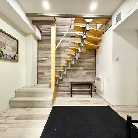 R5 Patio 2 Bedrooms Free Parking * Budapest