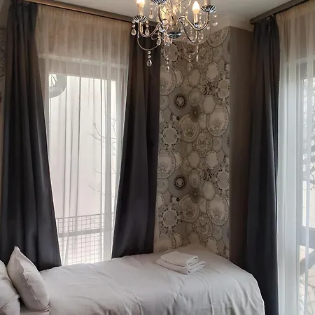 Aparthotel Varalja