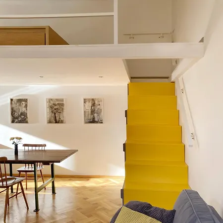 Apartment Atelier 7 / Stylish, Bright, Quiet