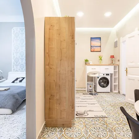 Daire Sea Holly - With Perfect Location 2 Separate Bdrms Budapeşte