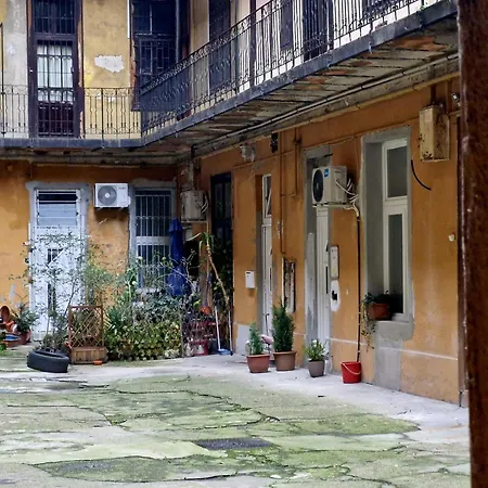 Apartamento West Station Gallery - Free Parking, Cozy Home, Perfect For Families *