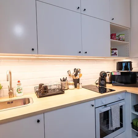 Apartment Party & Chill - Downtown Center With Big Balcony And Ac *