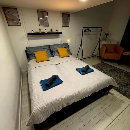 West Station Gallery - Free Parking, Cozy Home, Perfect For Families Budapest