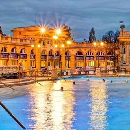 West Station Gallery - Free Parking, Cozy Home, Perfect For Families * Budapest