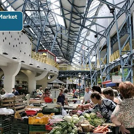 Apartamento West Station Gallery - Free Parking, Cozy Home, Perfect For Families Budapest