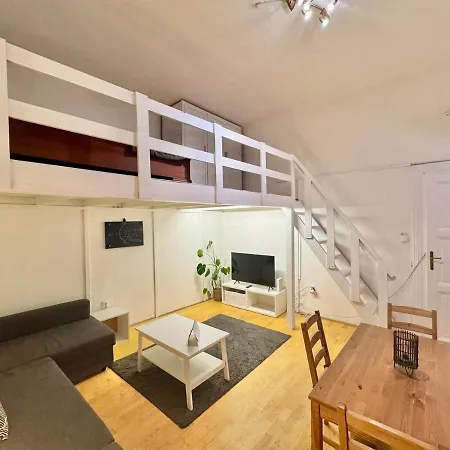 K16 Spacious 2br Apartment Budapest