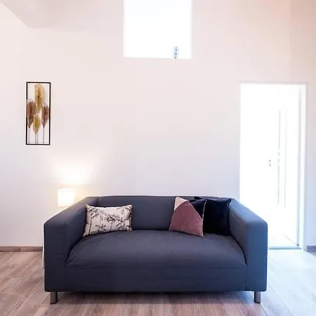 Extra Brand New Large With Air Con Holiday home Budapest