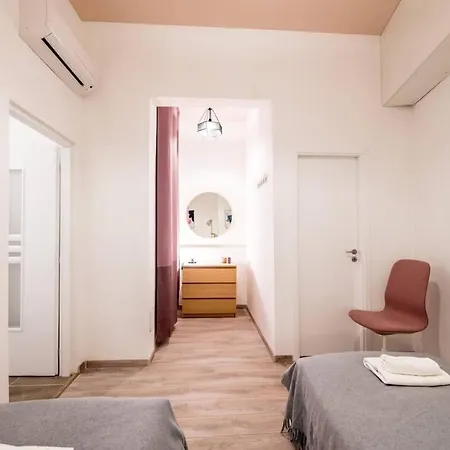 Extra Brand New Large With Air Con Holiday home