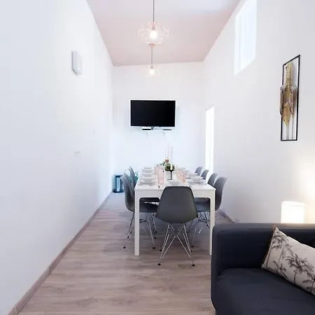 Holiday home Extra Brand New Large With Air Con Budapest