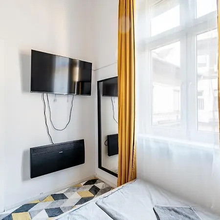 A Cozy For Wanderers Apartment