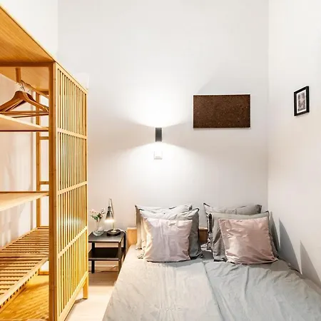A Cozy For Wanderers Apartment *