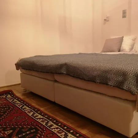 Up-art Center, Palace District Apartment *