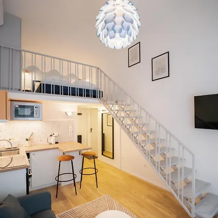 Apartamento I Got 5 On It - Brand New By Pink Flamingo *