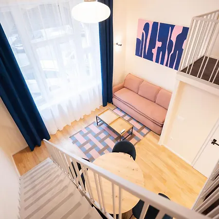 Apartamento I Got 5 On It - Brand New By Pink Flamingo