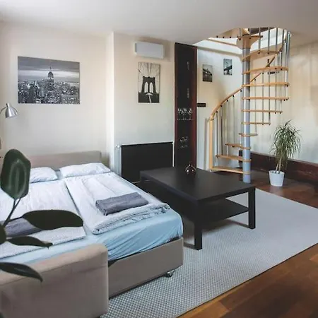 Klotild & Matild Floor In Downtown Apartment *