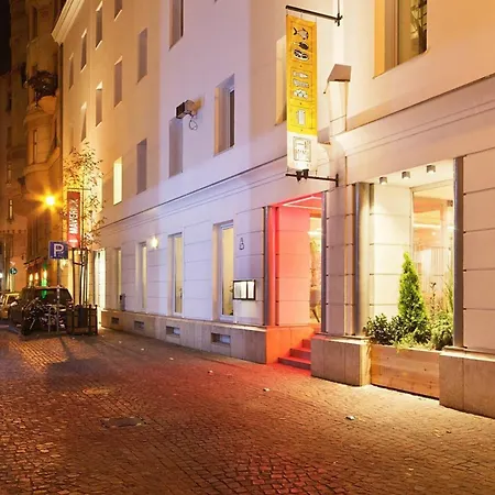 W33 - Prime Location - Comfortable Quality Apartments By Bqa Apartment Budapest