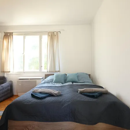 Apartment Golden Pear *