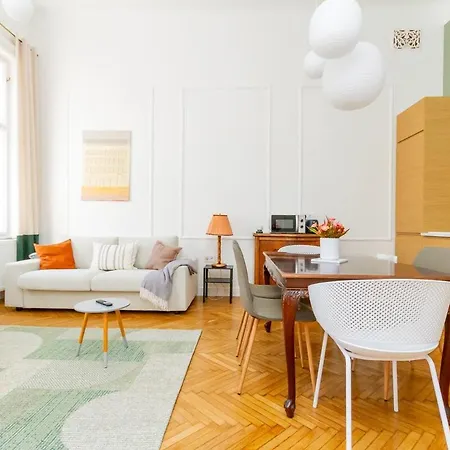 2br Modern Elegance W Sauna And Ac By Apartamento *