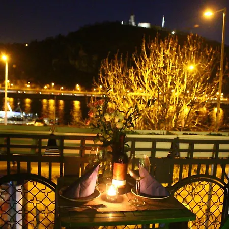 River Ruby *