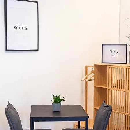 Tas Vas - Charming In Apartment *