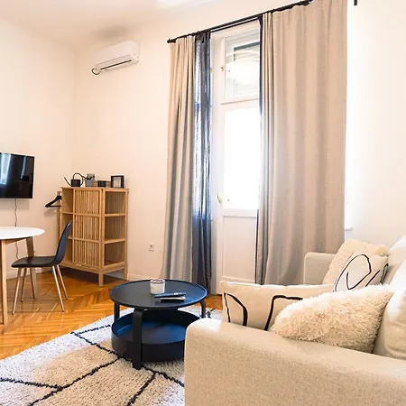 Apartment Tas Vas - Charming In *