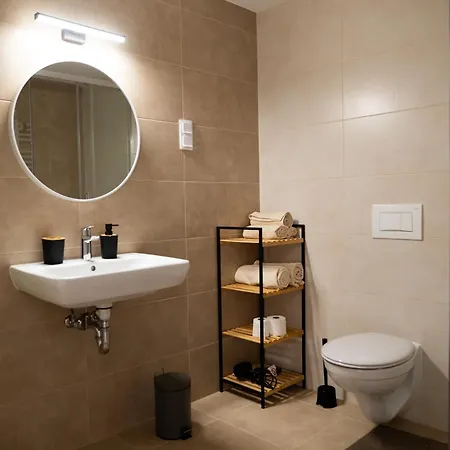 F5 * Budapest