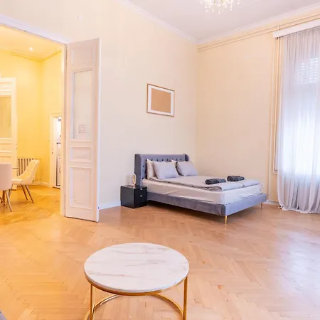 Apartament Heroes' Square Budapeszt