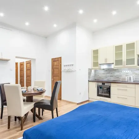 Downtown Edge Harmony Apartment Budapest