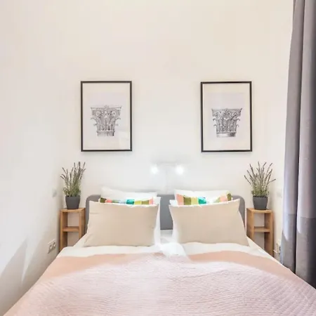Downtown Edge Harmony Apartment Budapest