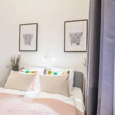 Apartment Downtown Edge Harmony