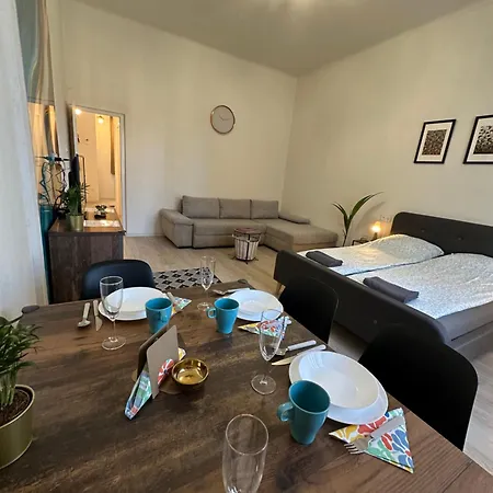 Apartment Deri Corner By Downtown Budapest