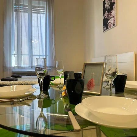 Deri Corner By Downtown Apartment