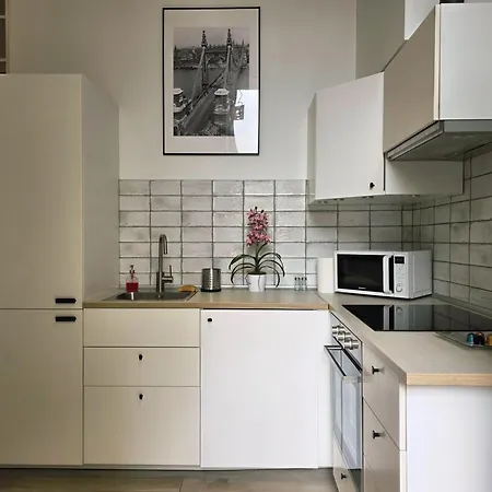 Apartment Park Harmony Duplex - Near Heroes' Square Budapest