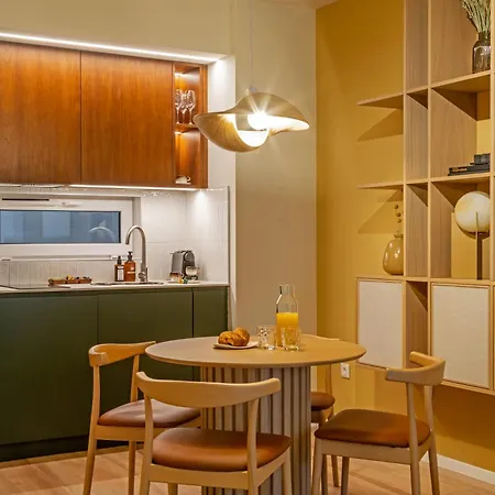Marone Aparthotel 4*