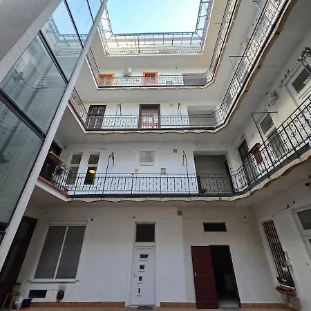 Park Corner Loft Near Heroes' Square Budapest
