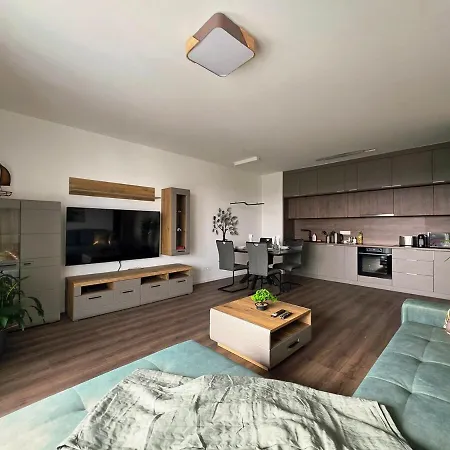 Zenit Sunrise Oasis With Terrace & Garage Parking Budapest