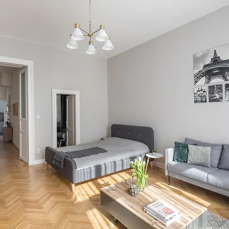 Marble 25 Apartment