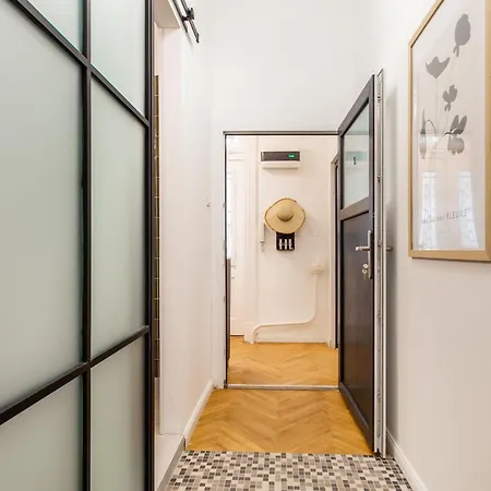 Apartment Tas