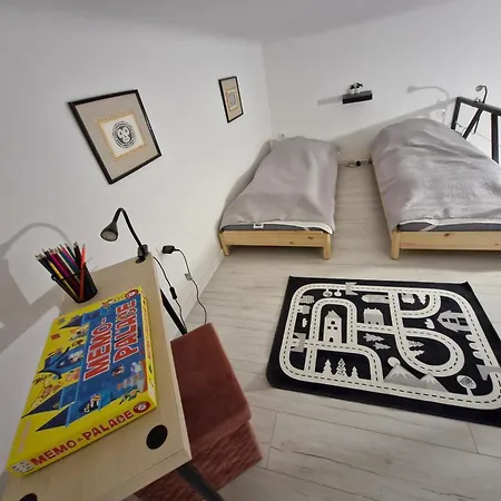 West Station Gallery - Free Parking, Cozy Home, Perfect For Families Budapest