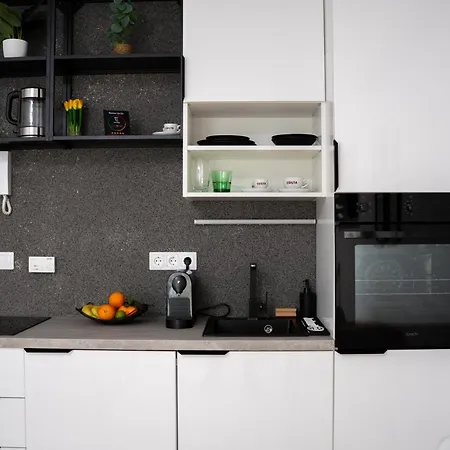 F5 Apartment