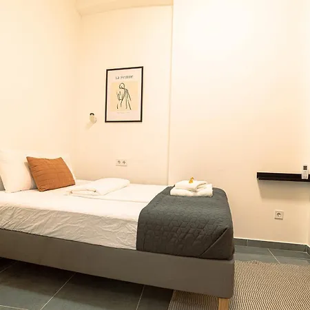 Tas Vas - Charming In Apartment