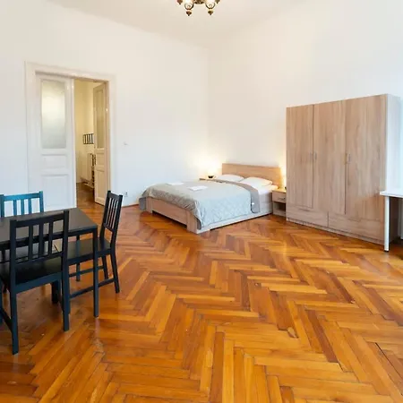 Ferenc Haven Apartment