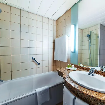 Nh Hotel 4*